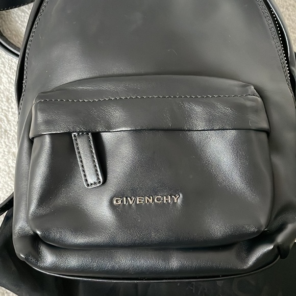 Givenchy Black logo mini / nano leather backpack - Picture 2 of 10